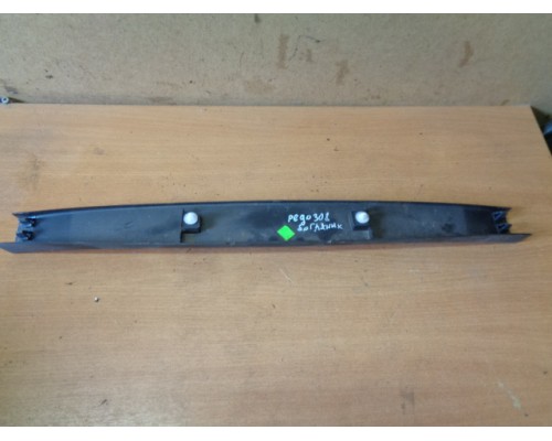 Обшивка двери багажника Peugeot 308 2007-2015 (8748NJ)- купить на ➦ А50-Авторазбор по цене 350.00р.. Отправка в регионы.