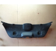 Обшивка двери багажника Peugeot 308 2007-2015