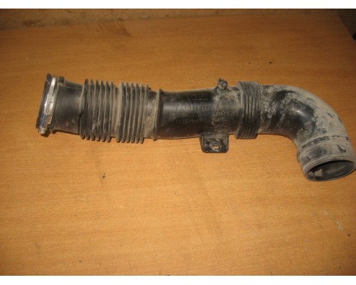 Патрубок воздушного фильтра Peugeot 308 2007-2015 (1436L8)- купить на ➦ А50-Авторазбор по цене 250.00р.. Отправка в регионы.