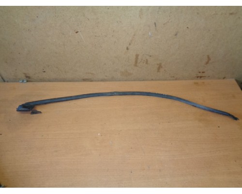 Уплотнитель двери Peugeot 308 2007-2015 (902588)- купить на ➦ А50-Авторазбор по цене 500.00р.. Отправка в регионы.