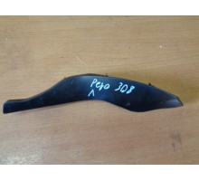 Накладка (кузов наружние) Peugeot 308 2007-2015