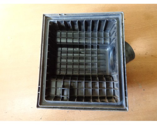 Корпус воздушного фильтра Daewoo Nexia 1995-2016 (96183165)- купить на ➦ А50-Авторазбор по цене 500.00р.. Отправка в регионы.