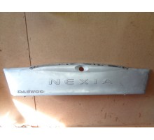 Накладка крышки багажника Daewoo Nexia 1995-2016