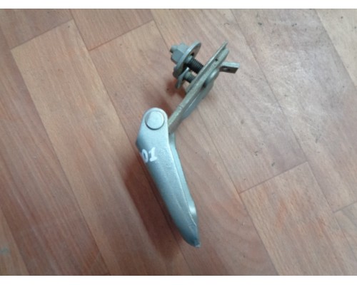 Петля двери Ford America Aerostar 1986-1997 ()- купить на ➦ А50-Авторазбор по цене 500.00р.. Отправка в регионы.