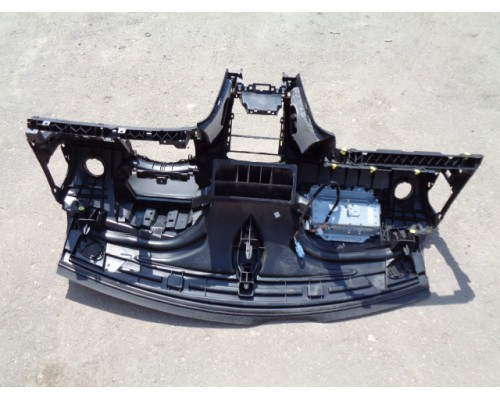 Торпедо Peugeot 308 2007-2015 (8231HC)- купить на ➦ А50-Авторазбор по цене 15000.00р.. Отправка в регионы.