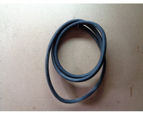 Уплотнитель (внутри) Peugeot 308 2007-2015 (902575)- купить на ➦ А50-Авторазбор по цене 400.00р.. Отправка в регионы.