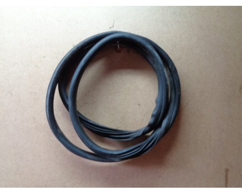 Уплотнитель (внутри) Peugeot 308 2007-2015 (9025 76)- купить на ➦ А50-Авторазбор по цене 400.00р.. Отправка в регионы.