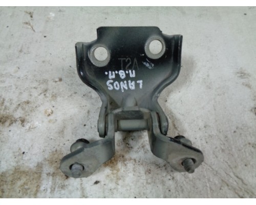 Петля двери Chevrolet Lanos 2004-2010 ()- купить на ➦ А50-Авторазбор по цене 300.00р.. Отправка в регионы.