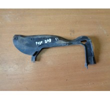 Накладка (кузов наружние) Peugeot 308 2007-2015