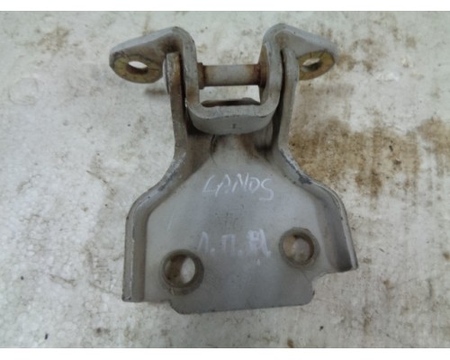 Петля двери передней левой нижняя Zaz Sens 2004- 2009 ()- купить на ➦ А50-Авторазбор по цене 100.00р.. Отправка в регионы.