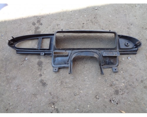 Накладка (кузов внутри) Ford America Aerostar 1986-1997 ()- купить на ➦ А50-Авторазбор по цене 1000.00р.. Отправка в регионы.