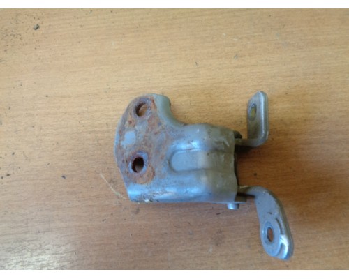 Петля двери задней левой верхняя Mazda 626 (GE) 1992-1997 (GA2K73210B)- купить на ➦ А50-Авторазбор по цене 150.00р.. Отправка в регионы.