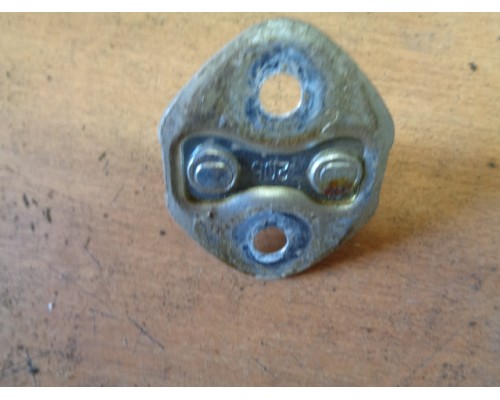 Ответная часть замка двери Mazda 626 (GE) 1992-1997 (GA5R-58-361B)- купить на ➦ А50-Авторазбор по цене 150.00р.. Отправка в регионы.