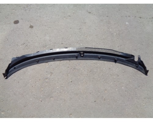 Решетка стеклоочистителя (планка под лобовое стекло) Mazda 626 (GE) 1992-1997 (GA7B-50-790C)- купить на ➦ А50-Авторазбор по цене 300.00р.. Отправка в регионы.