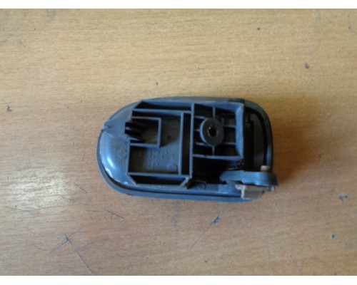 Ручка двери внутренняя Mazda 626 (GE) 1992-1997 (GA2K-59-330A 29)- купить на ➦ А50-Авторазбор по цене 150.00р.. Отправка в регионы.