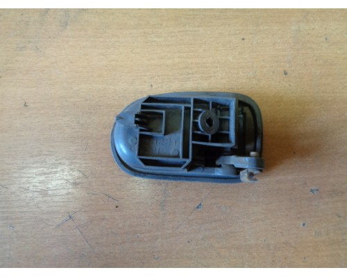 Ручка двери внутренняя Mazda 626 (GE) 1992-1997 (GA2K-59-330A 29)- купить на ➦ А50-Авторазбор по цене 150.00р.. Отправка в регионы.