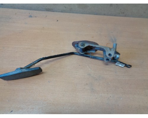 Педаль газа Mazda 626 (GE) 1992-1997 (GA2B41600B)- купить на ➦ А50-Авторазбор по цене 250.00р.. Отправка в регионы.