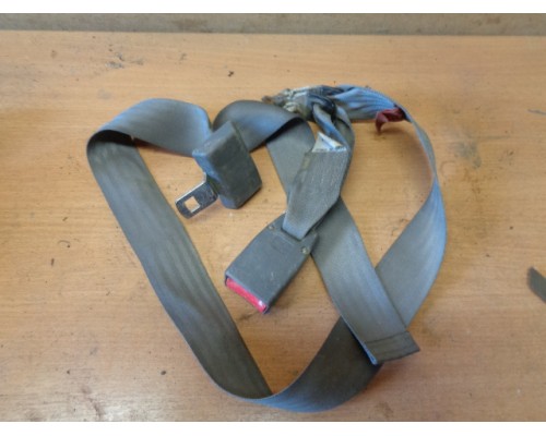 Ремень безопасности задний центральный Mazda 626 (GE) 1992-1997 (GA7B-57-780 29)- купить на ➦ А50-Авторазбор по цене 400.00р.. Отправка в регионы.
