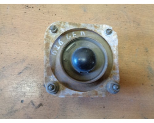 Опора переднего амортизатора левая/правая Mazda 626 (GE) 1992-1997 (GA5R-34-380)- купить на ➦ А50-Авторазбор по цене 400.00р.. Отправка в регионы.