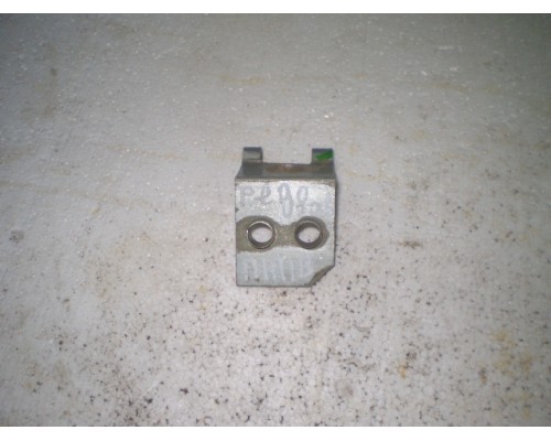 Петля двери передней правой верхняя Peugeot 206 1998-2012 (9035A8)- купить на ➦ А50-Авторазбор по цене 150.00р.. Отправка в регионы.