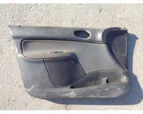 Обшивка двери передняя левая Peugeot 206 1998-2012 (9342 X6)- купить на ➦ А50-Авторазбор по цене 500.00р.. Отправка в регионы.