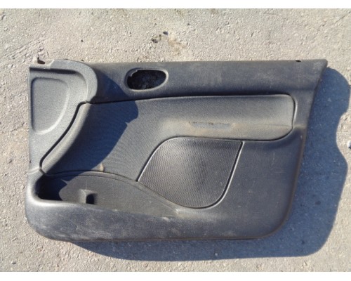 Обшивка двери передняя правая Peugeot 206 1998-2012 (9342 X7)- купить на ➦ А50-Авторазбор по цене 500.00р.. Отправка в регионы.