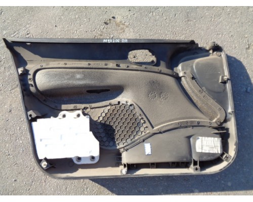 Обшивка двери передняя правая Peugeot 206 1998-2012 (9342 X7)- купить на ➦ А50-Авторазбор по цене 500.00р.. Отправка в регионы.