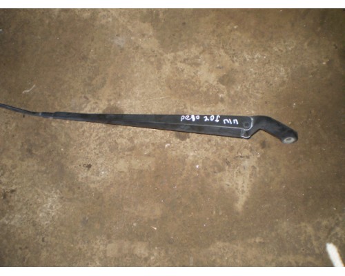 Поводок дворников передний левый/ правый Peugeot 206 1998-2012 (6429 S0)- купить на ➦ А50-Авторазбор по цене 150.00р.. Отправка в регионы.