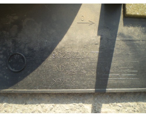 Обшивка стойки Peugeot 206 1998-2012 ()- купить на ➦ А50-Авторазбор по цене 200.00р.. Отправка в регионы.