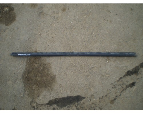 Накладка стекла переднего правого Peugeot 206 1998-2012 (9334 90)- купить на ➦ А50-Авторазбор по цене 600.00р.. Отправка в регионы.