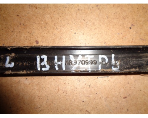 Молдинг стекла (бархотка) двери задней Mitsubishi Pajero Pinin H6,H7 1998-2006 (MR970999)- купить на ➦ А50-Авторазбор по цене 500.00р.. Отправка в регионы.