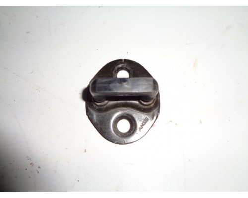 Ответная часть замка двери Mitsubishi Pajero Pinin H6,H7 1998-2006 (MB867059)- купить на ➦ А50-Авторазбор по цене 100.00р.. Отправка в регионы.