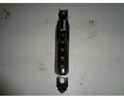 Регулятор высоты ремня безопасности Mitsubishi Pajero Pinin H6,H7 1998-2006 (MB793863)- купить на ➦ А50-Авторазбор по цене 900.00р.. Отправка в регионы.