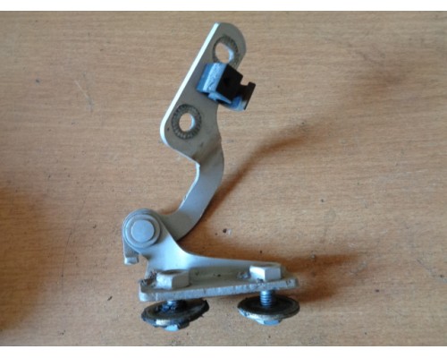 Петля двери багажника Chery Amulet (A15) 2006-2012 (A115605310DY)- купить на ➦ А50-Авторазбор по цене 100.00р.. Отправка в регионы.