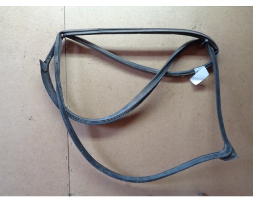 Уплотнитель двери Honda Accord VIII 2008-2015 ()- купить на ➦ А50-Авторазбор по цене 500.00р.. Отправка в регионы.