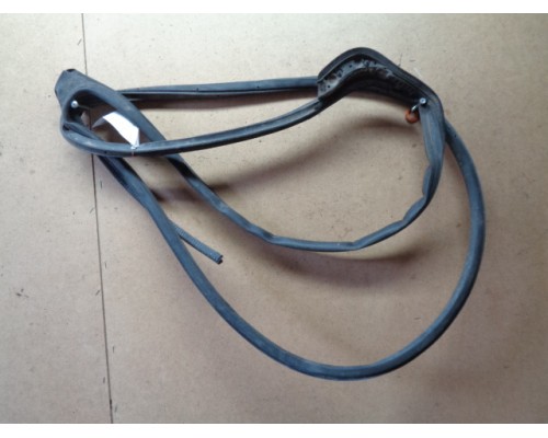 Уплотнитель двери Honda Accord VIII 2008-2015 ()- купить на ➦ А50-Авторазбор по цене 500.00р.. Отправка в регионы.