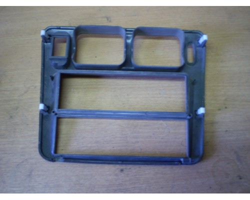 Накладка декоративная Mitsubishi Pajero Pinin H6,H7 1998-2006 (MR471992)- купить на ➦ А50-Авторазбор по цене 550.00р.. Отправка в регионы.