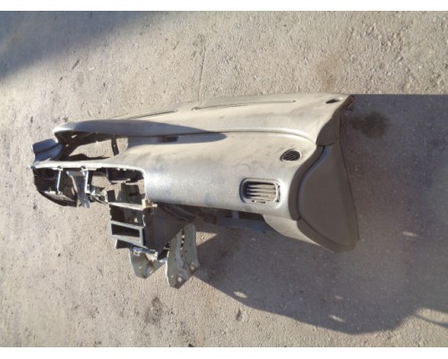 Торпедо Mazda 626 (GE) 1992-1997 ()- купить на ➦ А50-Авторазбор по цене 2000.00р.. Отправка в регионы.