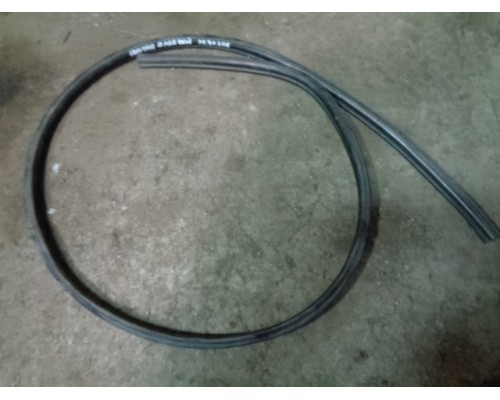 Уплотнитель (внутри) Peugeot 206 1998-2012 ()- купить на ➦ А50-Авторазбор по цене 450.00р.. Отправка в регионы.