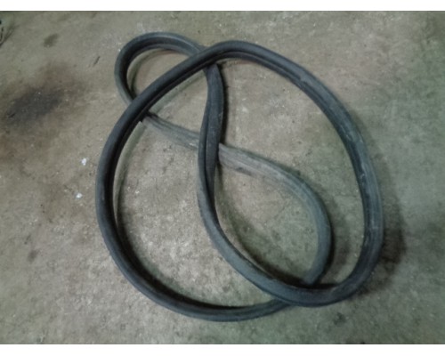 Уплотнитель двери Peugeot 206 1998-2012 ()- купить на ➦ А50-Авторазбор по цене 500.00р.. Отправка в регионы.