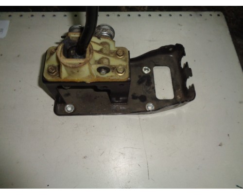 Кулиса КПП Chery Indis S18D (S18D1703010)- купить на ➦ А50-Авторазбор по цене 900.00р.. Отправка в регионы.