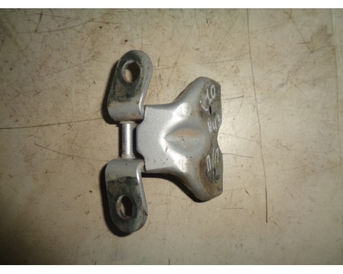 Петля двери передней правой нижняя Hyundai I10 2007-2013 (793250X000)- купить на ➦ А50-Авторазбор по цене 350.00р.. Отправка в регионы.