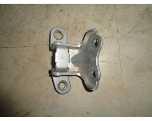 Петля двери задней левой верхняя Hyundai I10 2007-2013 (793300X000)- купить на ➦ А50-Авторазбор по цене 200.00р.. Отправка в регионы.