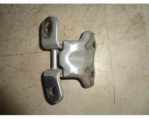 Петля двери задней правой верхняя Hyundai I10 2007-2013 (793400X000)- купить на ➦ А50-Авторазбор по цене 200.00р.. Отправка в регионы.