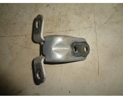 Петля двери задней левой нижняя Hyundai I10 2007-2013 (793500X000)- купить на ➦ А50-Авторазбор по цене 200.00р.. Отправка в регионы.