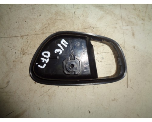 Накладка ручки внутренней Hyundai I10 2007-2013 (826210X0004X)- купить на ➦ А50-Авторазбор по цене 250.00р.. Отправка в регионы.