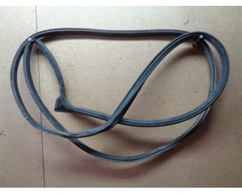 Уплотнитель двери Daewoo Matiz (M100/M150) 1998-2015 ()- купить на ➦ А50-Авторазбор по цене 400.00р.. Отправка в регионы.