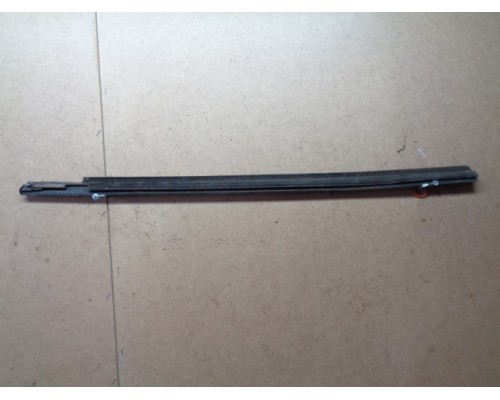 Молдинг стекла (бархотка) двери задней Daewoo Matiz (M100/M150) 1998-2015 ()- купить на ➦ А50-Авторазбор по цене 600.00р.. Отправка в регионы.