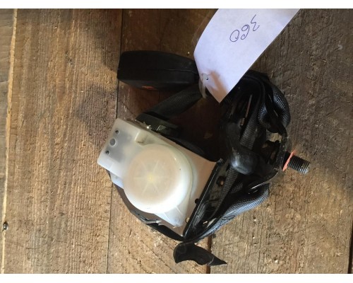 Ремень безопасности задний центральный Hyundai Solaris/Accent IV 2010-2017 (898504L000RY)- купить на ➦ А50-Авторазбор по цене 700.00р.. Отправка в регионы.