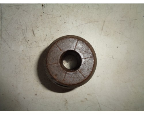 Отбойник заднего амортизатора Daewoo Nubira 1997-1999 (96300285)- купить на ➦ А50-Авторазбор по цене 150.00р.. Отправка в регионы.